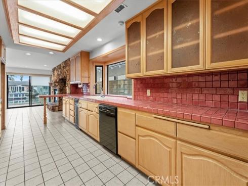 4062 Figaro Circle, Huntington Beach, CA