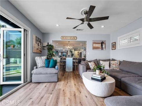 20672 Kelvin Lane, Huntington Beach, CA