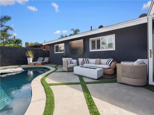 20672 Kelvin Lane, Huntington Beach, CA