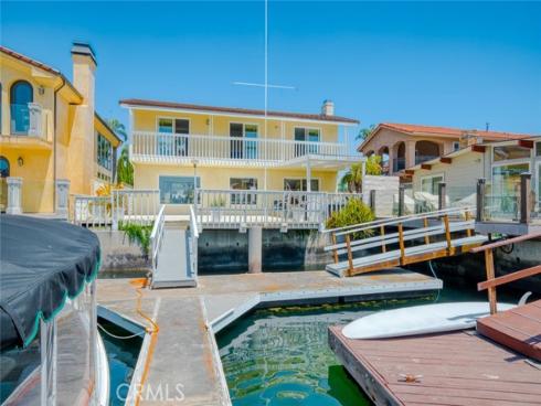 16781 Edgewater Lane, Huntington Beach, CA