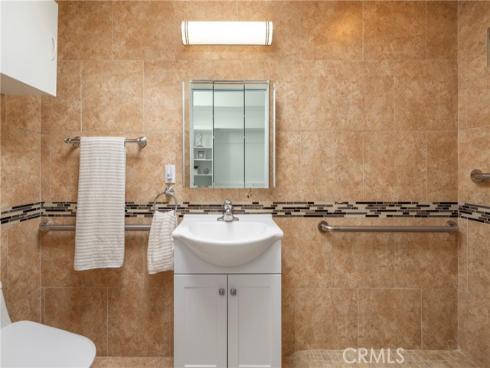 19084 Redford Lane, Huntington Beach, CA