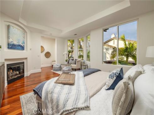 19084 Redford Lane, Huntington Beach, CA