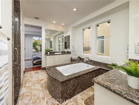 19084 Redford Lane, Huntington Beach, CA