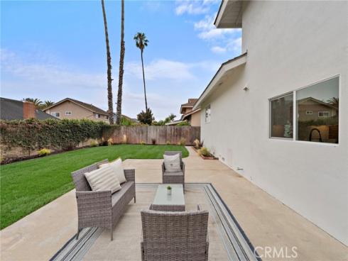 10132 Cynthia Drive, Huntington Beach, CA