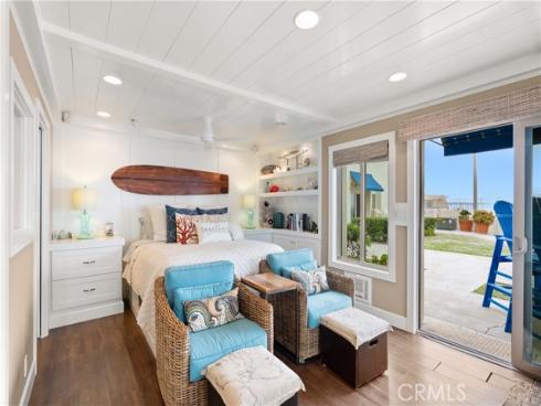 711 Pacific Coast 109 , Huntington Beach, CA