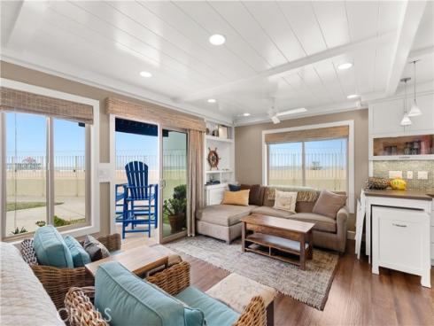 711 Pacific Coast 109 , Huntington Beach, CA