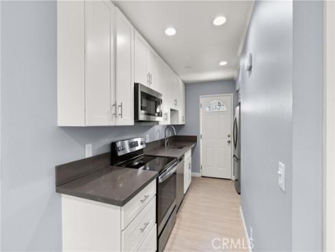 19860  Claremont   Lane, Huntington Beach, CA