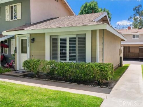 19860  Claremont   Lane, Huntington Beach, CA
