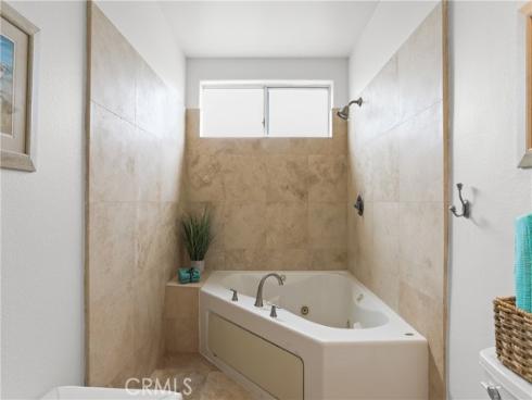 16778  Bayview  B  Drive, Huntington Beach, CA