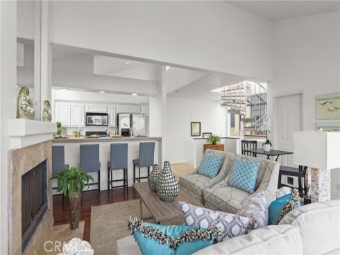 16778  Bayview  B  Drive, Huntington Beach, CA