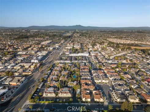 4822  Tiara  104  Drive, Huntington Beach, CA