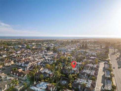 4822  Tiara  104  Drive, Huntington Beach, CA