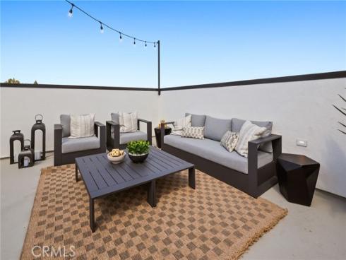 19011  Main  113  Street, Huntington Beach, CA