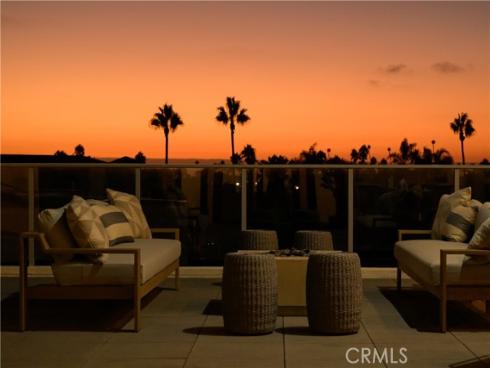 414  Main  430  Street, Huntington Beach, CA