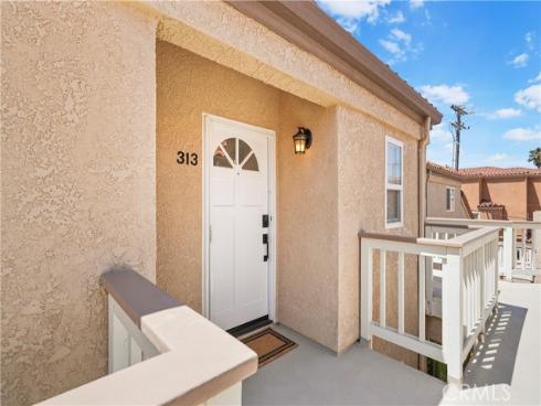 2000  Pacific Coast Highway  313 , Huntington Beach, CA