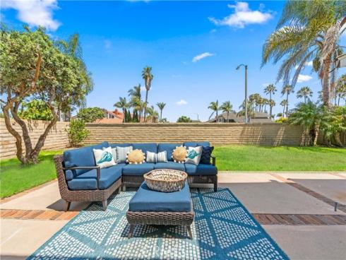 18202  Foss   Lane, Huntington Beach, CA