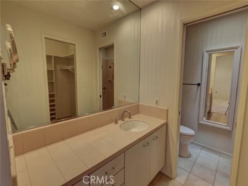 8566  Larkhall  808A  Circle, Huntington Beach, CA