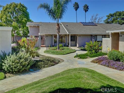 8566  Larkhall  808A  Circle, Huntington Beach, CA