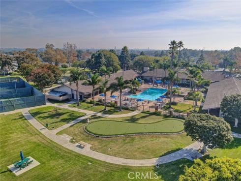 8566  Larkhall  808A  Circle, Huntington Beach, CA