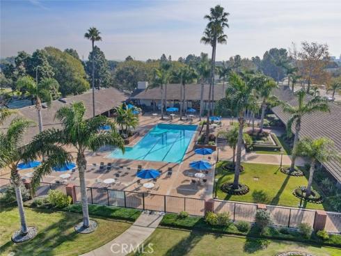 8566  Larkhall  808A  Circle, Huntington Beach, CA