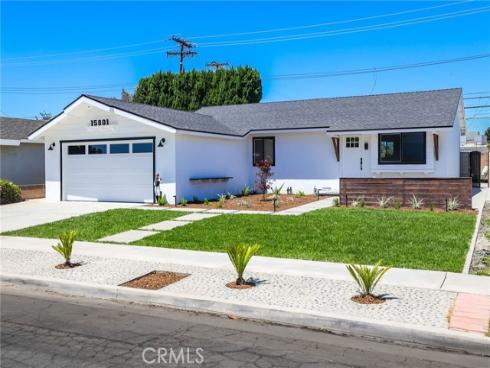 15801  Carrie   Lane, Huntington Beach, CA