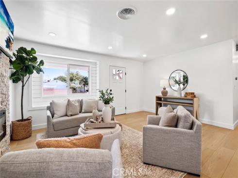 15801  Carrie   Lane, Huntington Beach, CA