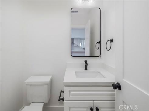 1821  Lake   Street, Huntington Beach, CA