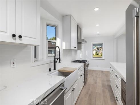 1821  Lake   Street, Huntington Beach, CA