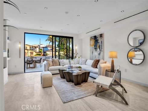 505  17th   Street, Huntington Beach, CA