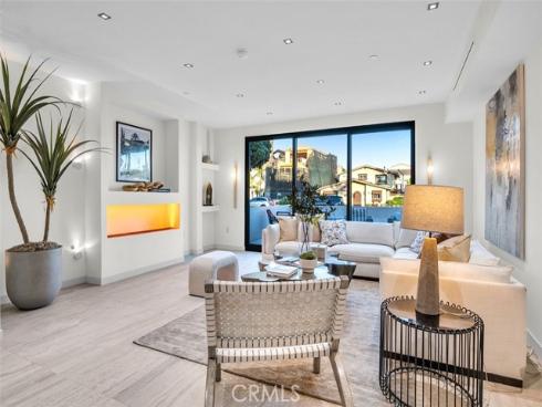 505  17th   Street, Huntington Beach, CA