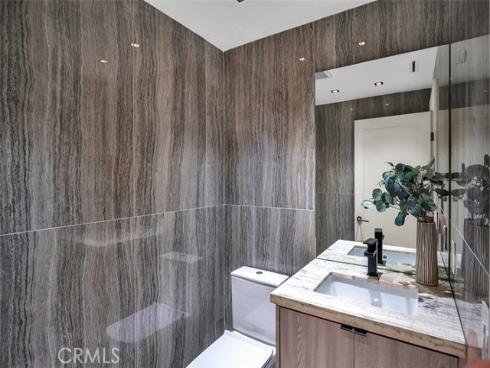 505  17th   Street, Huntington Beach, CA