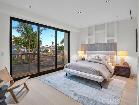 505  17th   Street, Huntington Beach, CA