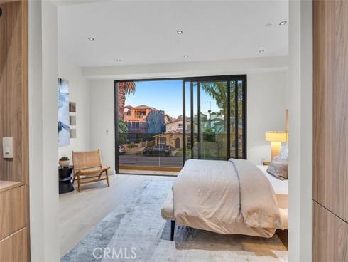 505  17th   Street, Huntington Beach, CA