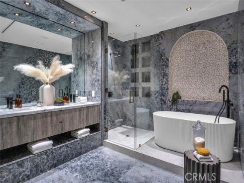 505  17th   Street, Huntington Beach, CA