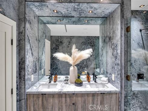 505  17th   Street, Huntington Beach, CA