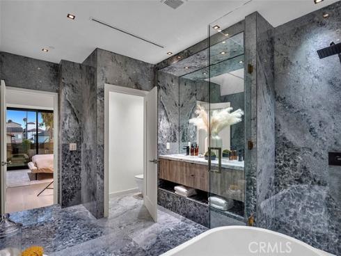 505  17th   Street, Huntington Beach, CA