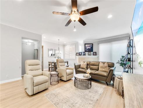 7371  Seabluff  108  Drive, Huntington Beach, CA