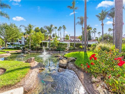 7371  Seabluff  108  Drive, Huntington Beach, CA