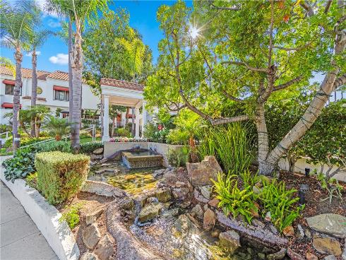 7371  Seabluff  108  Drive, Huntington Beach, CA