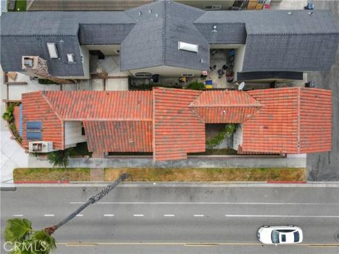 627  19th   Street, Huntington Beach, CA