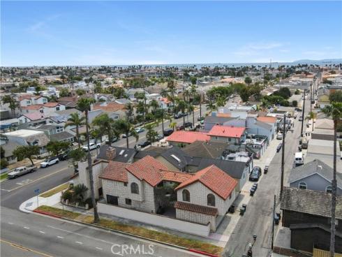 627  19th   Street, Huntington Beach, CA