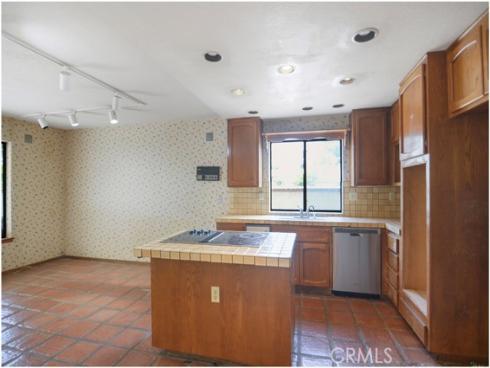 627  19th   Street, Huntington Beach, CA