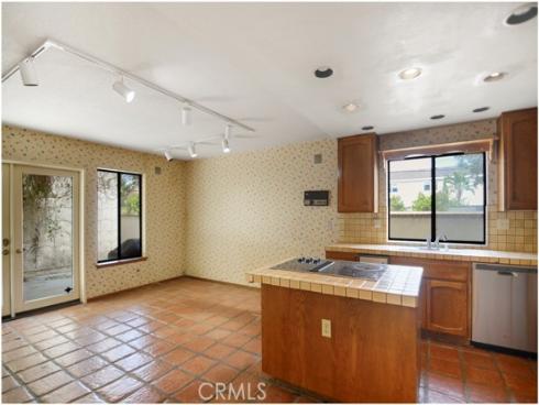 627  19th   Street, Huntington Beach, CA