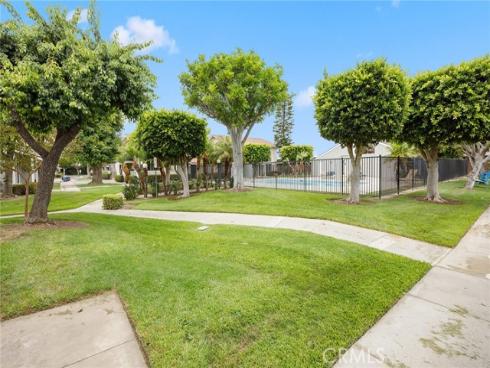 16892  Limelight  B  Circle, Huntington Beach, CA