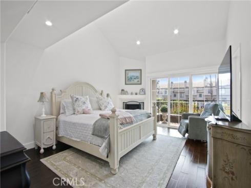 19355  Maidstone   Lane, Huntington Beach, CA