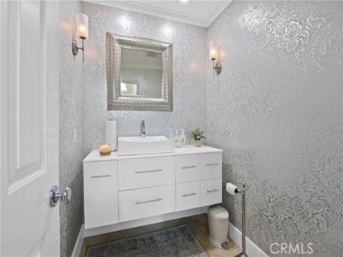 19355  Maidstone   Lane, Huntington Beach, CA