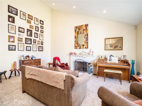 20392  Redwood   Lane, Huntington Beach, CA