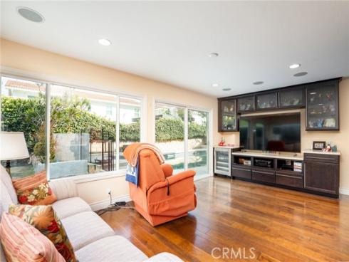 20392  Redwood   Lane, Huntington Beach, CA