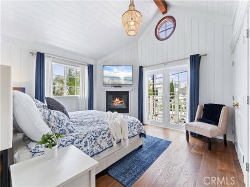 208  Indianapolis   Avenue, Huntington Beach, CA