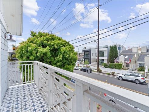 208  Indianapolis   Avenue, Huntington Beach, CA